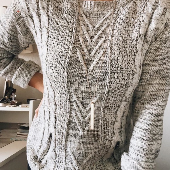 Sweaters - Long Grey Sweater